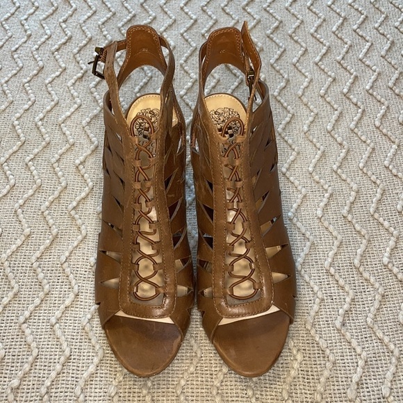 Vince Camuto Brown Elettra Style Heel with Box - Picture 2 of 14